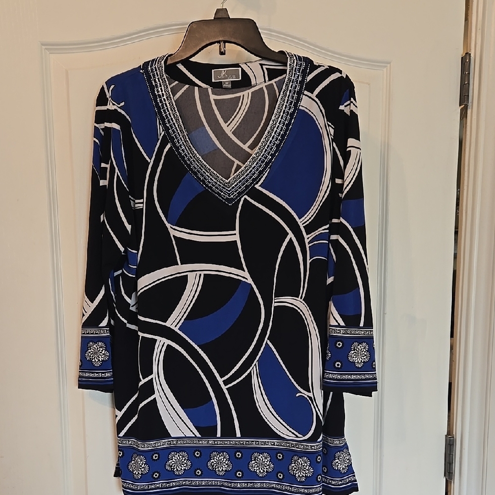 ⛱️JM Collection Woman Blue & Black 3/4 Sleeve Top W/ Silver Studded Neckline 0X